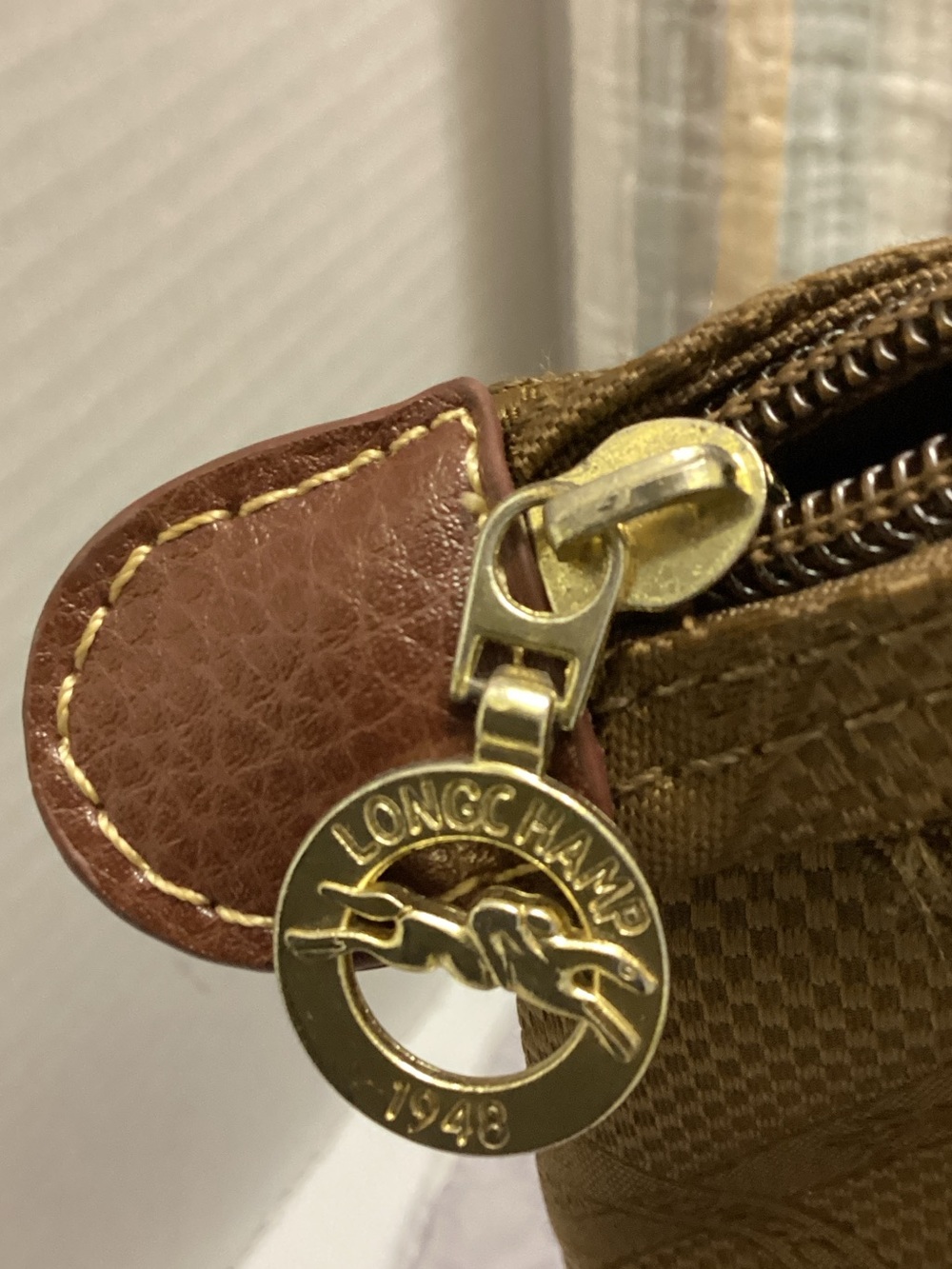 Longchamp Le Pliage lattice logo bag
French sophistication Timeless purse - Picture 5 of 16